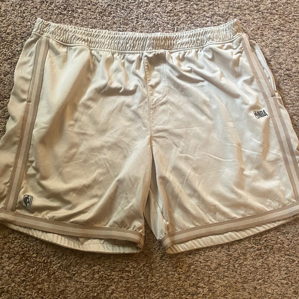 NBA Basketball Shorts Mens 2X Tan Excellent Mesh Striped Athletic Gym Loungewear